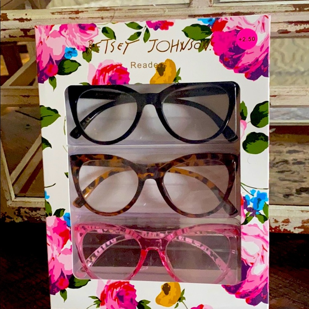 +2.5 Betsey Johnson 3 Pack READERS Reading Glasses